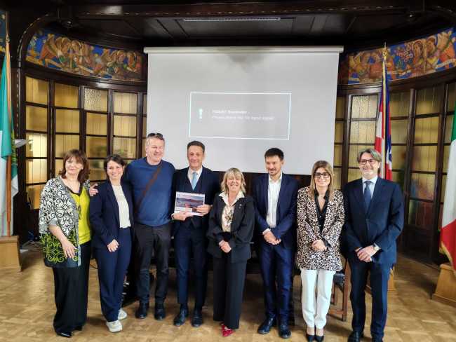 61d86dad 46a5 d79b 87d2 a75f7a63b9e5