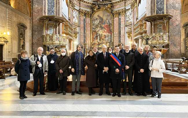 B9403CAE 4212 46E6 8C8B BD49A1E83504