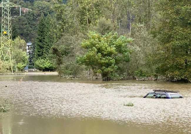 EED8D54F 4062 476A BF39 EDE7F9F593E3