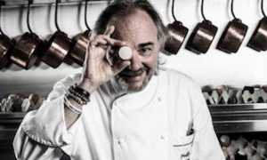 Marco Sacco Portrait Uovo e occhiolino Bassa Defiizione 2