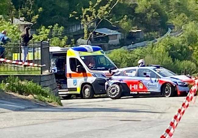 Rally incidente