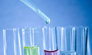 acqua analisi provetta