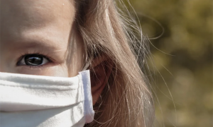 bambina mascherina covid images articles vco ossola 2021 dicembre thumb medium650 0