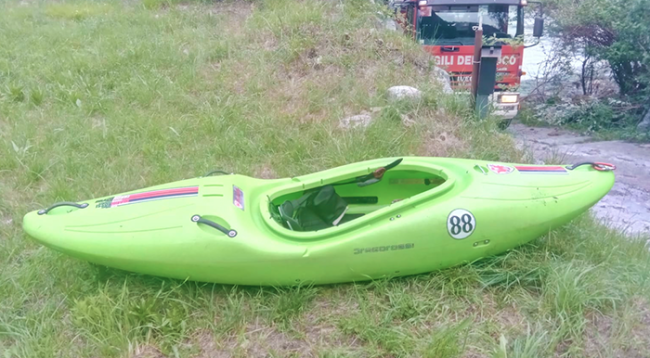 canoa vigili fuoco giu 19