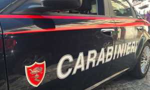 carabinieri scritta portiera