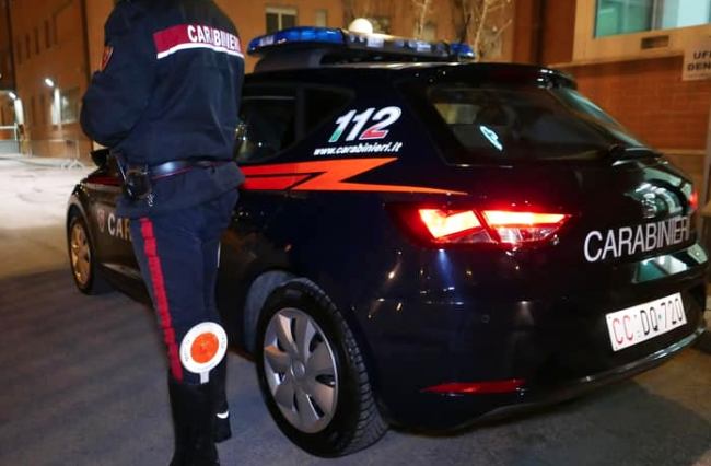 cc 2020 notte uomo auto