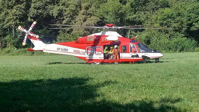 elicottero vvf prato sole lato