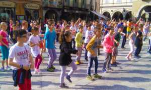 giornata bambini piazza mercato