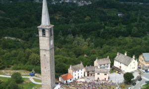 montecrestese campanile