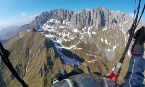 parapendio vista montagne