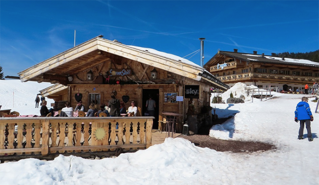rifugio sci neve montagna
