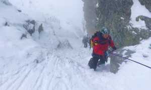 soccorso neve cordata canalone salita
