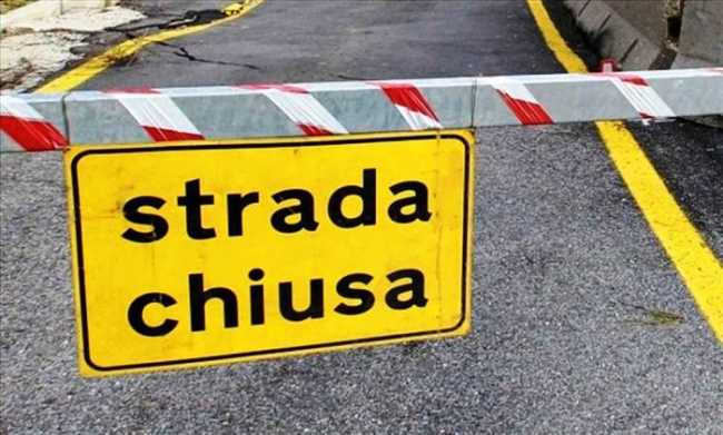 strada chiusa