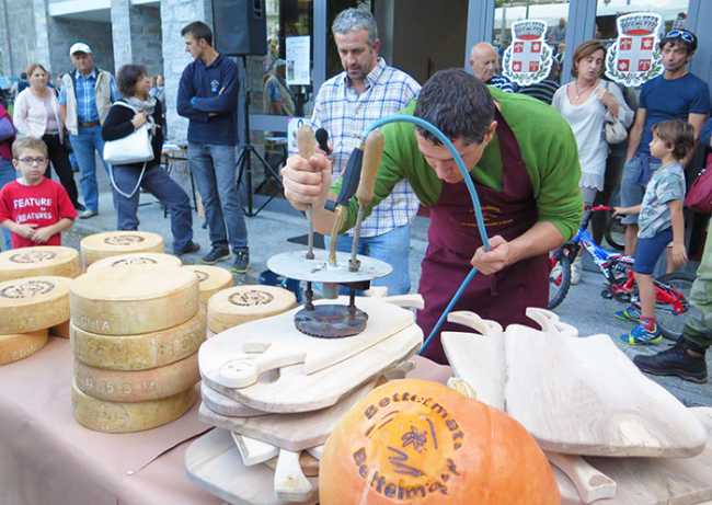 marchiatura crodo formaggio bettelmatt images sampledata 2017 giugno