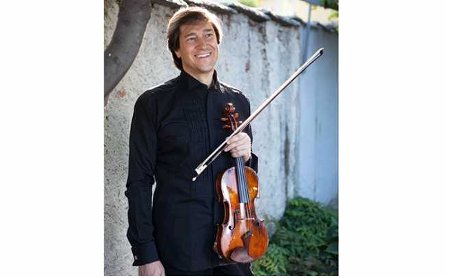 Le note dello Stradivari macchiato del sangue del suo padrone assassinato stasera a Domo