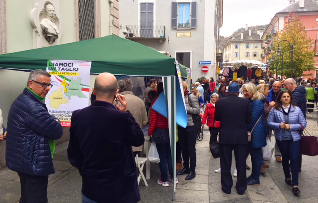 gazebo mercato taglio petizione