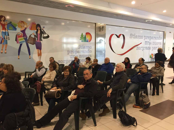 Due mostre sul folklore ossolano all'’Ossola Shopping Center di Crevola