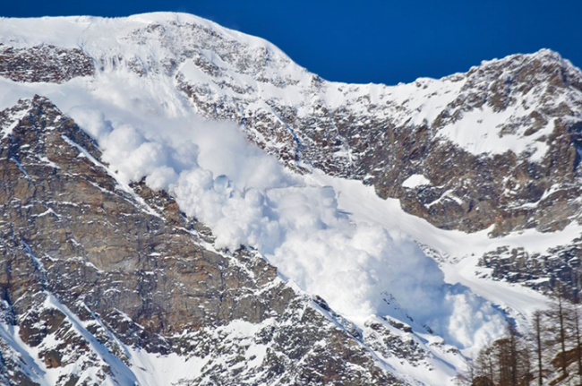 valanga programmata cima iazzi belevedere macugnaga