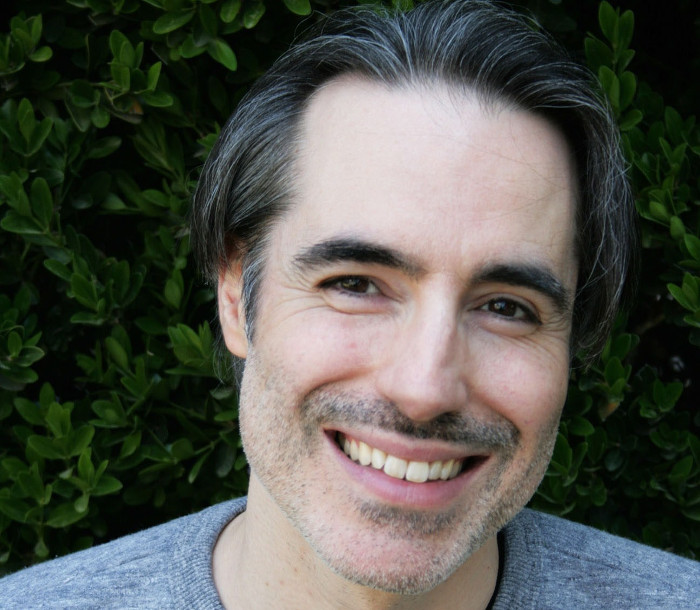 Lo scrittore Matteo Bussola ospite ad Oleggio
