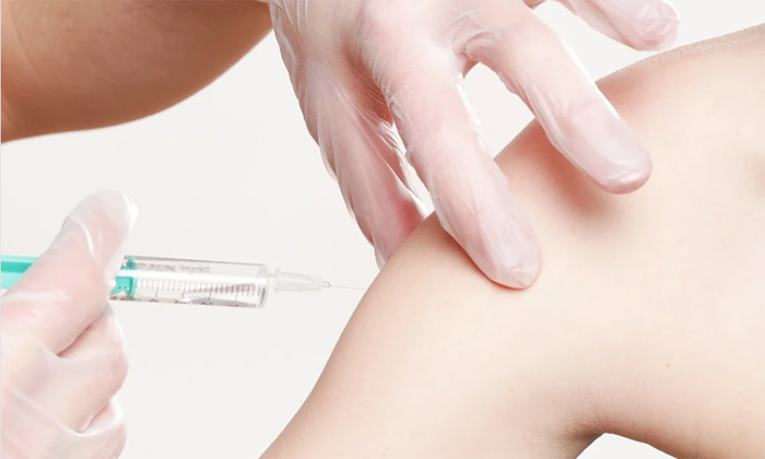 Vaccini in Piemonte: da gennaio 7 giorni alla settimana in 28 hub ospedalieri per 195 mila persone