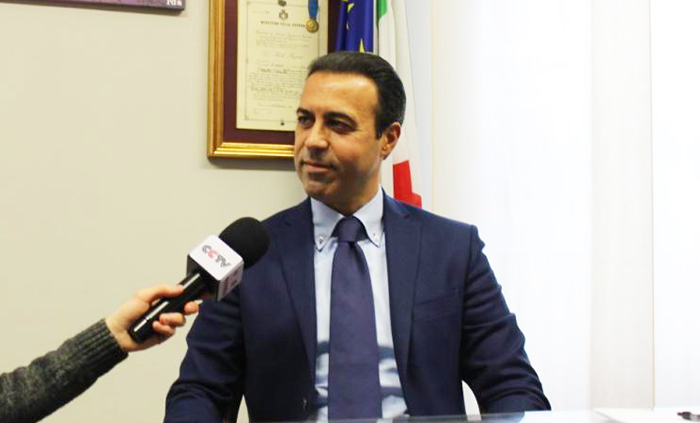 Pizzi in difesa dei frontalieri: "Diverse misure di sicurezza in Svizzera, rischiano. Serve soluzione"