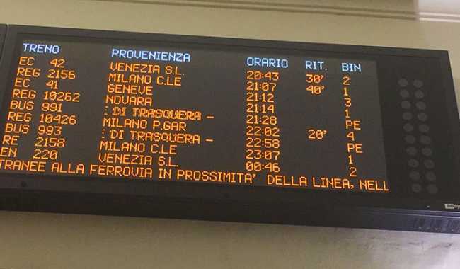 stazione orari treno