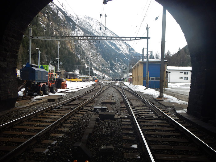 Proseguoni i lavori alla galleria del Lötschberg chiusa per un quarto, garantiti treni ogni mezz'ora 